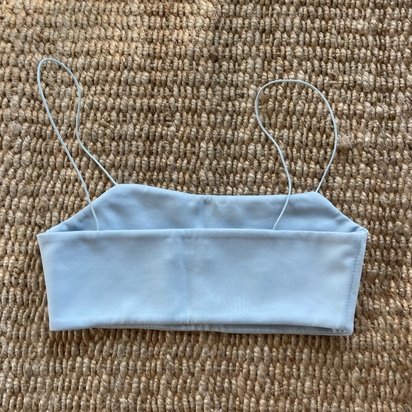 Revolve Crop Top - Picture 3 of 4